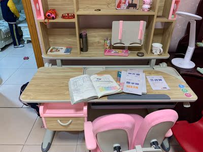 刚上小学用博士有成儿童学习桌效果怎么样？值得入手吗？
