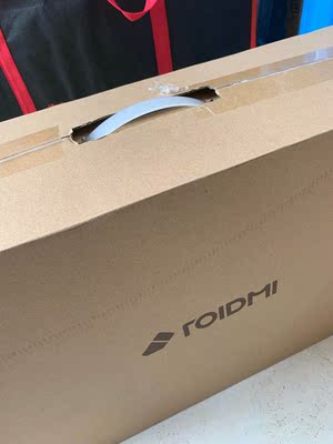 小狗吸尘器和戴森v10比较哪个更好呢？哪款更加静音呢？