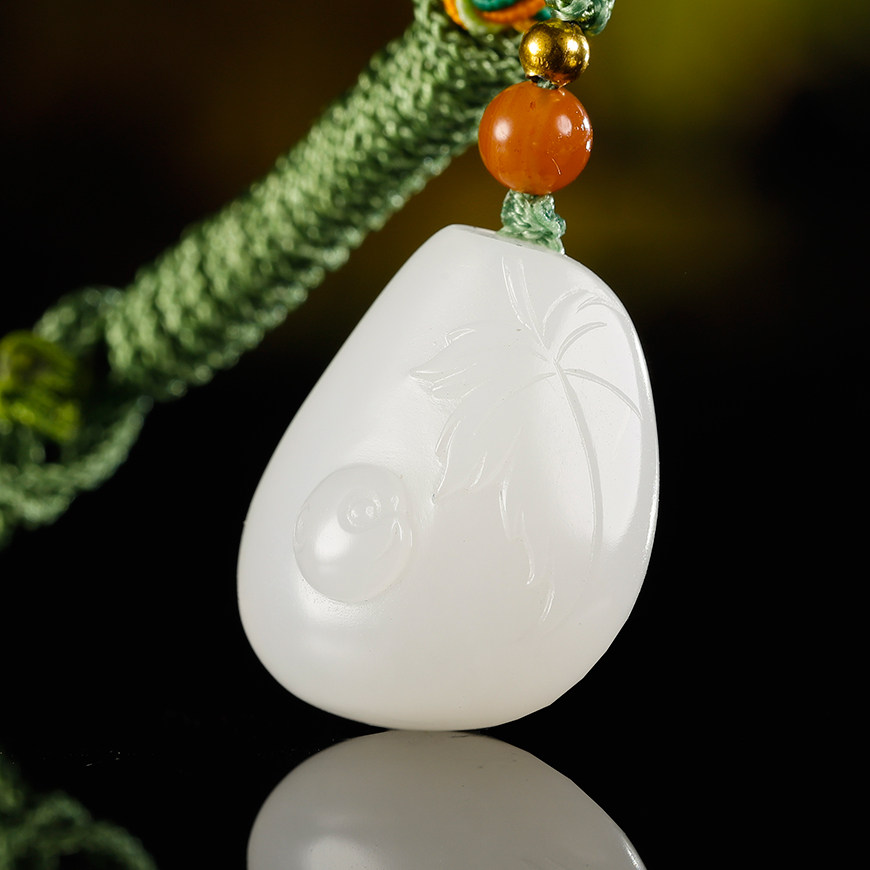 苏州玉雕馆一夜封侯新疆和田玉白玉生肖灵猴献寿挂件男女吊坠