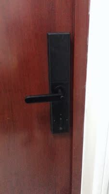 吐槽求助提醒：VOC指纹锁怎么样，哪款比较好用的？大家推荐下