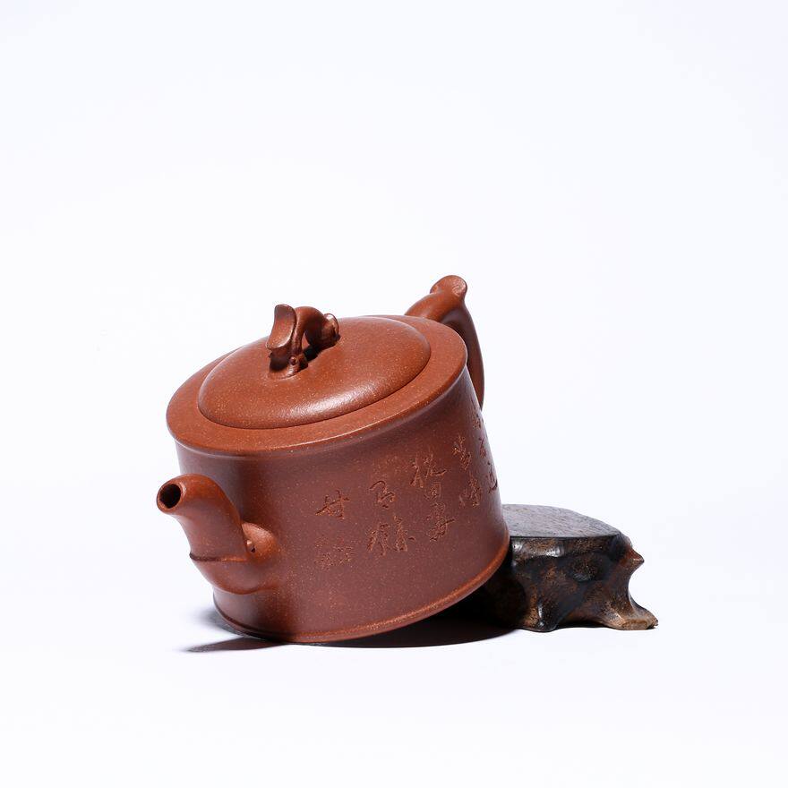 王立芬 助理工艺美术师 原矿降坡泥【龙隐江南】宜兴紫砂壶茶壶