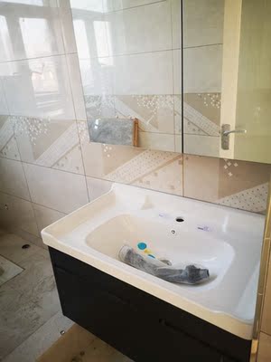 讲真话:摩恩现代简约浴室柜怎么样?摩恩浴室柜质量行不行?