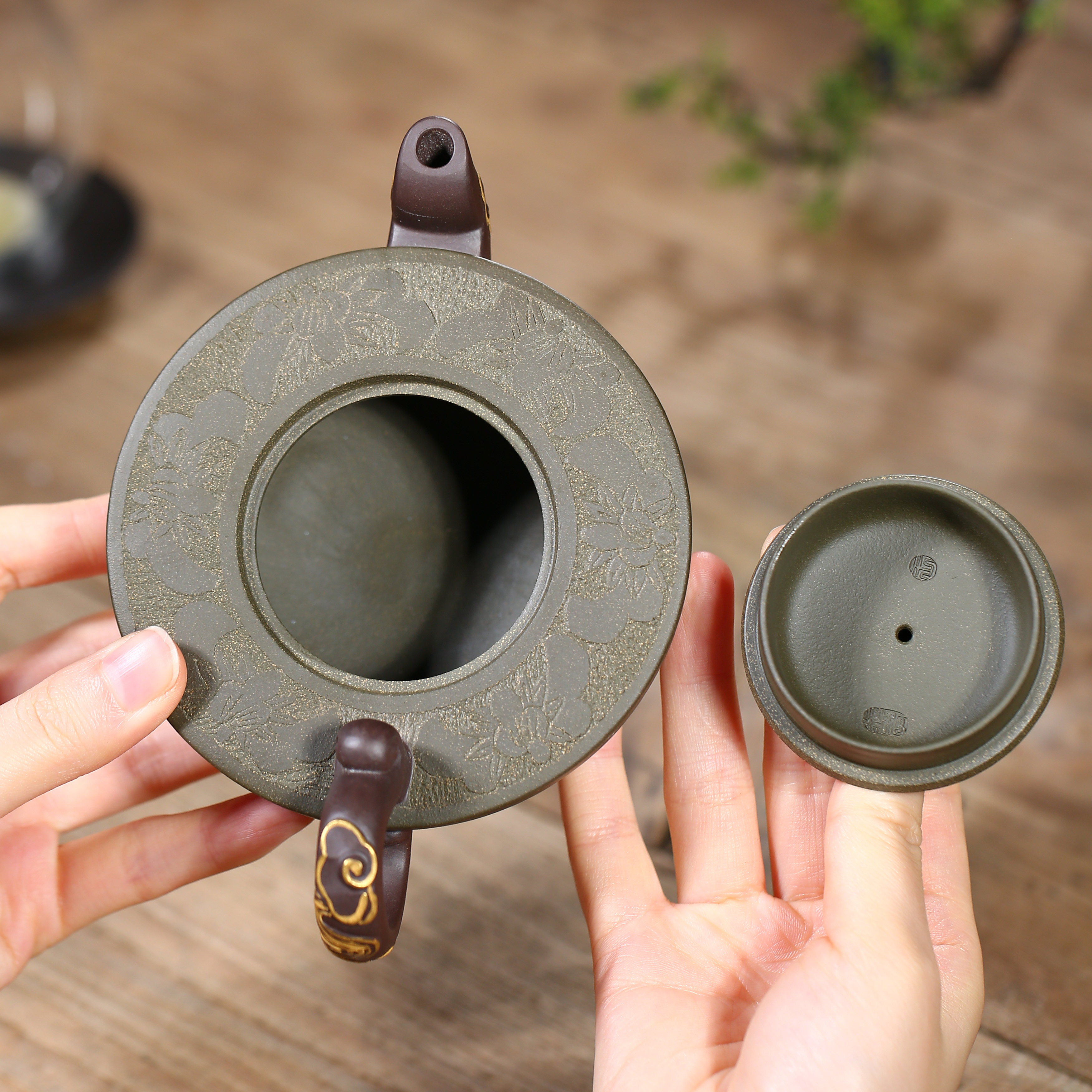 国工王老师 纯手工如意宛龙 原矿青段 250cc 宜兴名家紫砂壶