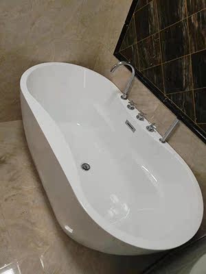 深度评测：果敢独立式亚克力浴缸质量怎么样?口碑很差?