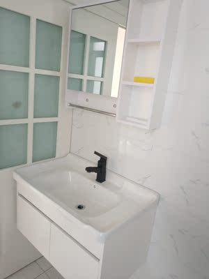 客观评价：安华卫浴实木浴室柜怎么样?用户评价如何?