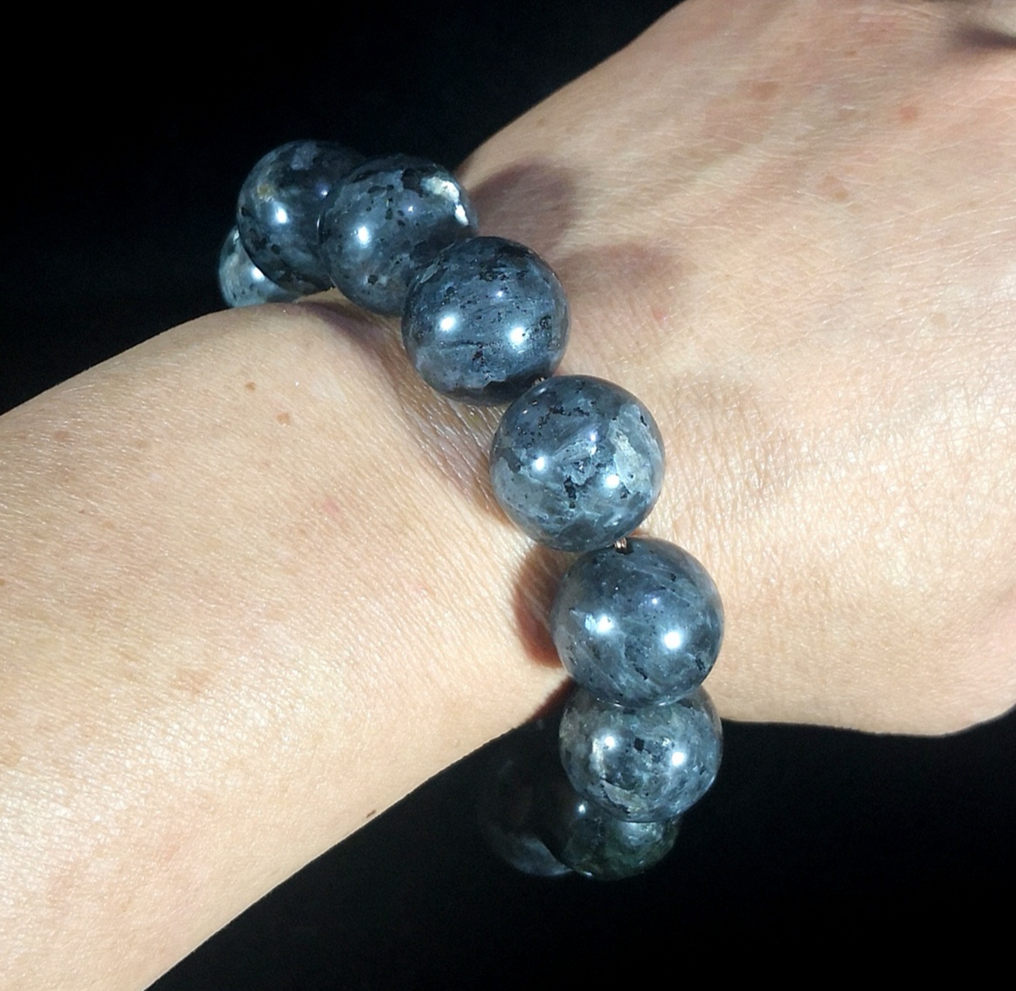 【鬼市】 339 月光陨石圆珠手串