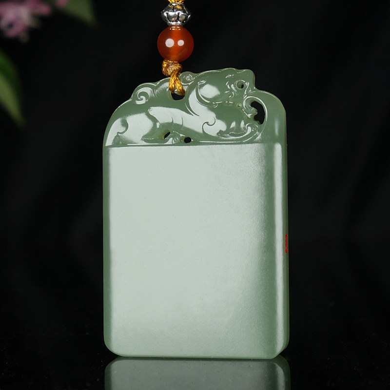 时晓铎工作室出品和田玉【守护】仿古瑞兽牌子挂件吊坠25.74g
