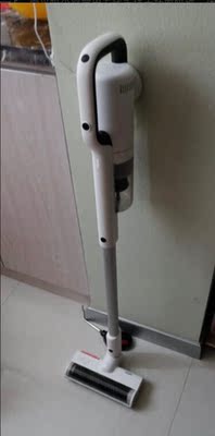 德尔玛和小狗吸尘器哪个好，大家对比一下两者的差别！