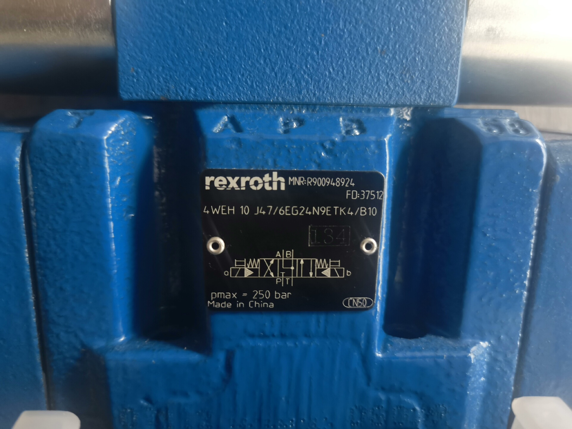 Rexroth 4WEH10J4X/6EG24N9ETK4/B10
