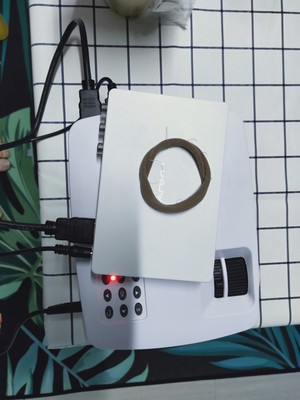 使用反馈光米m2手机投影仪测评好吗,价格多少