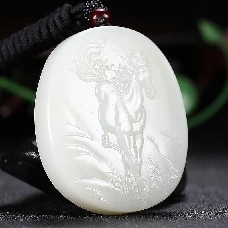 u玉雕名家杜向乐作品【马到成功】和田玉马挂件64.29克