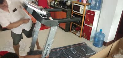 说说看:乔山跑步机T57 PLUS跑步机怎么样?和T32相比哪款好?