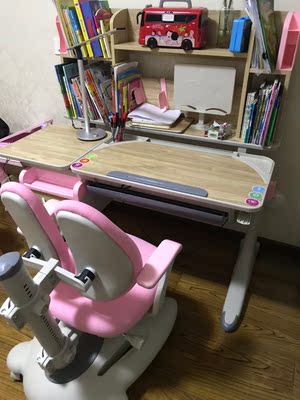 爱学习儿童学习桌怎么样？学习桌好用吗？适合多大孩子用