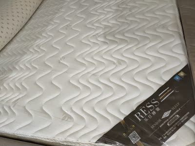 质量评测：Mlily梦百合 朗怡零压床垫怎么样？质量好吗？