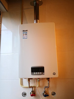 美的jsq22-h燃气热水器家用天然气速热即热强排恒温12升到底好不好?