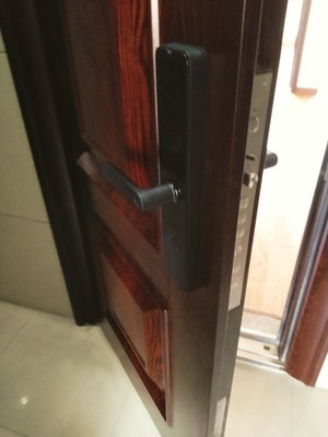 解说固特智能指纹锁怎么样，谁用过的点评一下到底好不好用！