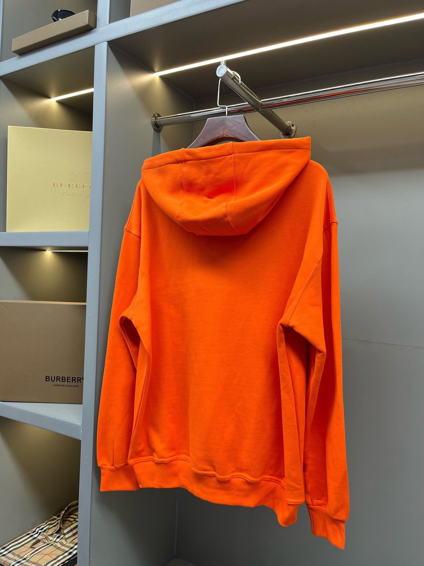 トップバージョンBurberry Burberry定番アルファベットのパーカー