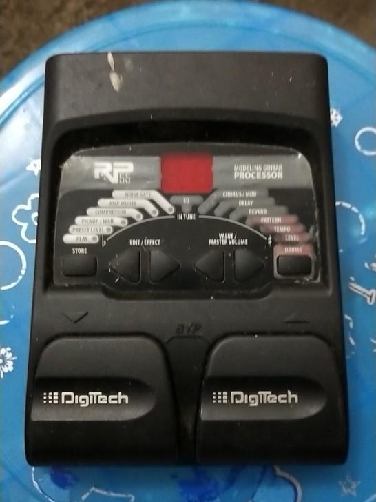 电吉他综合效果器digitech－rp55，带电源线，几乎全