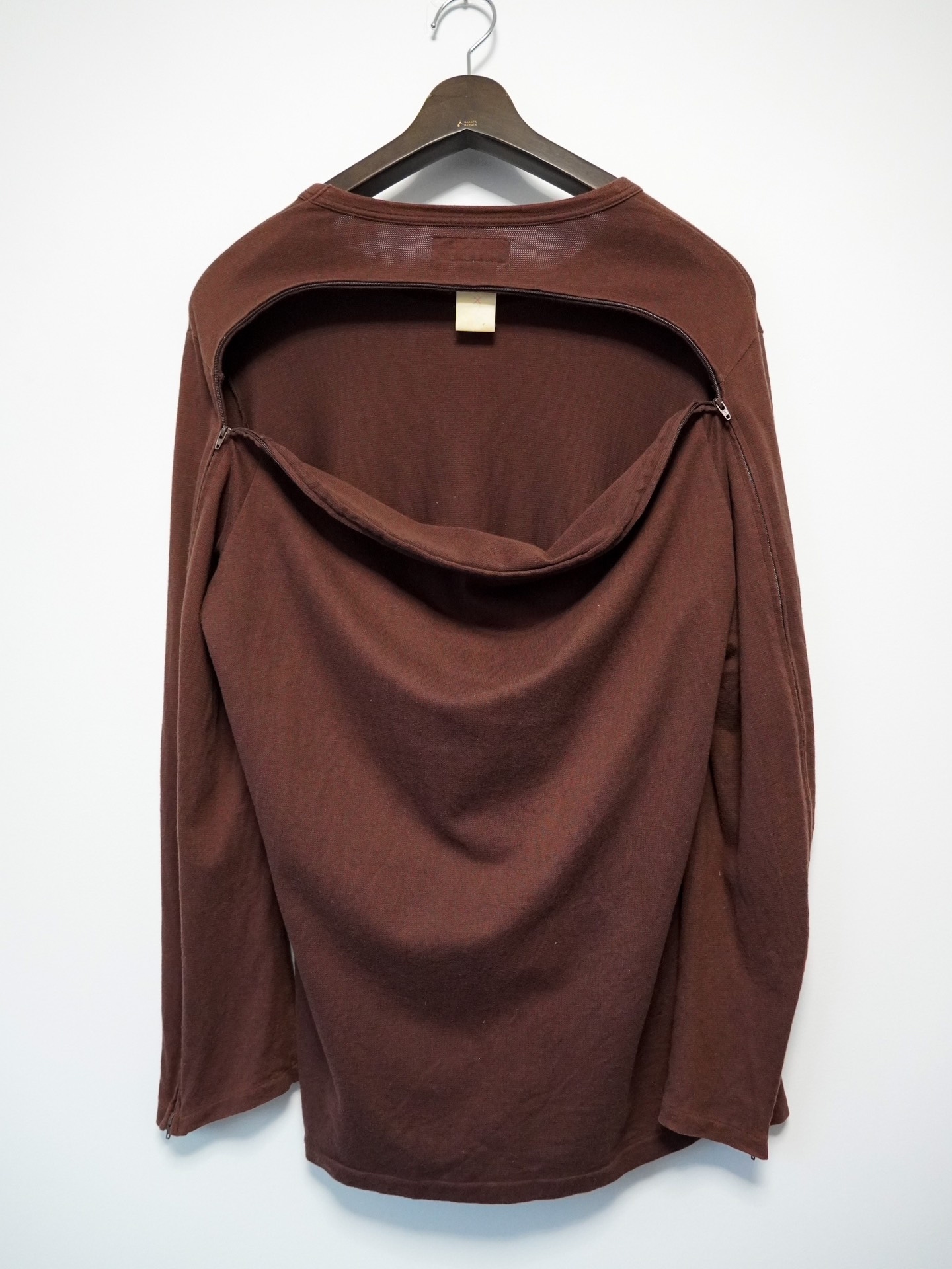 Yohji Yamamoto 2004AW Brown Back-Zip Top — detail