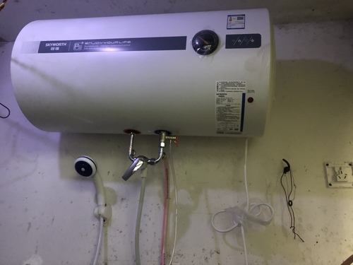 【评测】skyworth/创维家用小型储水式60升l电热水器dszf-d4a-50质量