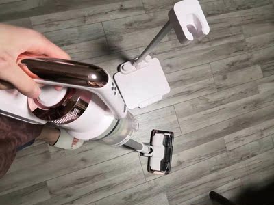 对比睿米手持吸尘器和小狗吸尘器哪个好?用后两个感受分享
