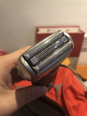 braun博朗新8系8370cc电动剃须刀