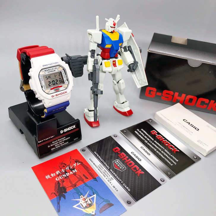 卡西欧高达Rx-78联名限定机动战士敢达扎古改装