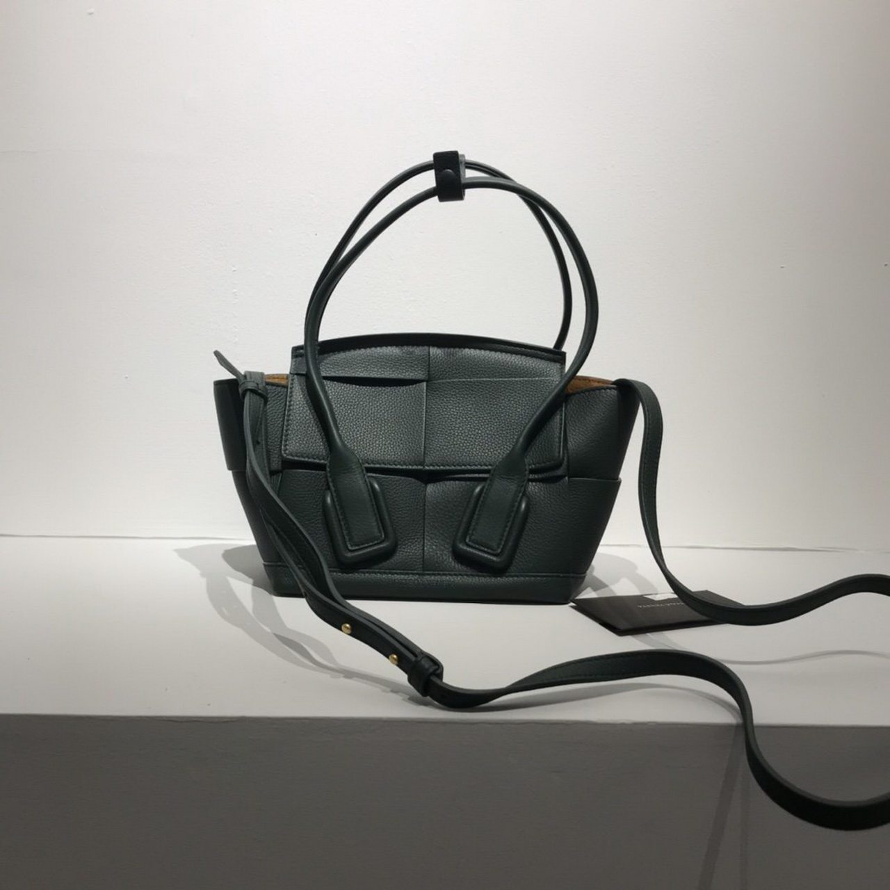 [即刻拍][9.9新]bv葆蝶家 arco29墨绿mini手袋单肩包ws024bv