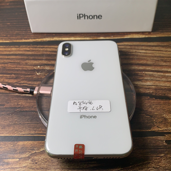 iPhoneX64G有面容有锁美版白色国产屏苹果x64实拍