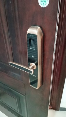 体验真实评测曼亚F50别墅指纹锁怎么样，指纹识别灵敏好用吗？