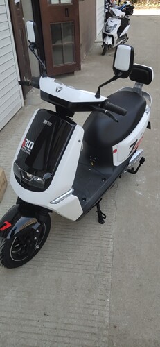 【分享】雅迪莱客电动摩托车代步车男女通勤成人电动车质量好不好怎么