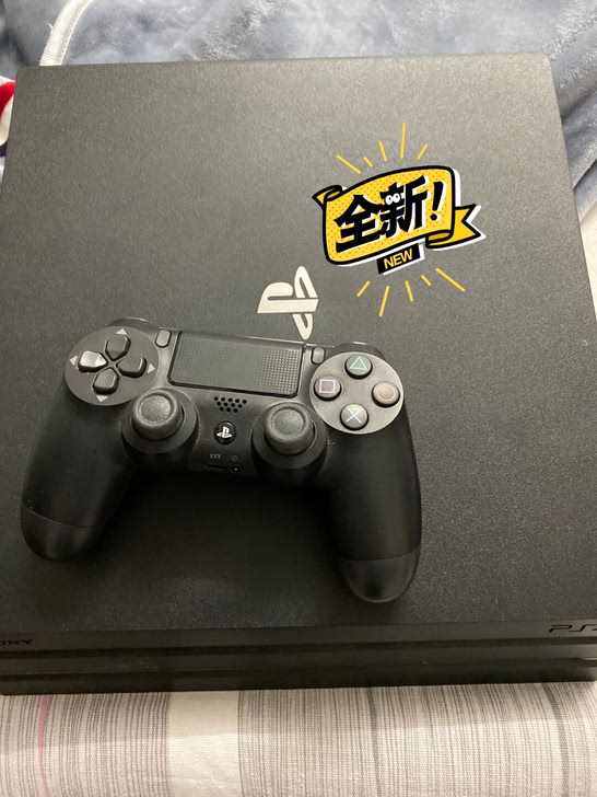 国行PS4pro2019年6月在苏宁易购购买，没时间玩基本