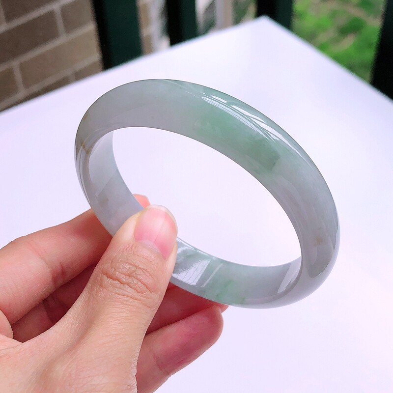 【手机自然光拍摄】圈口57mm老坑冰糯种水润宽边手镯48.42g