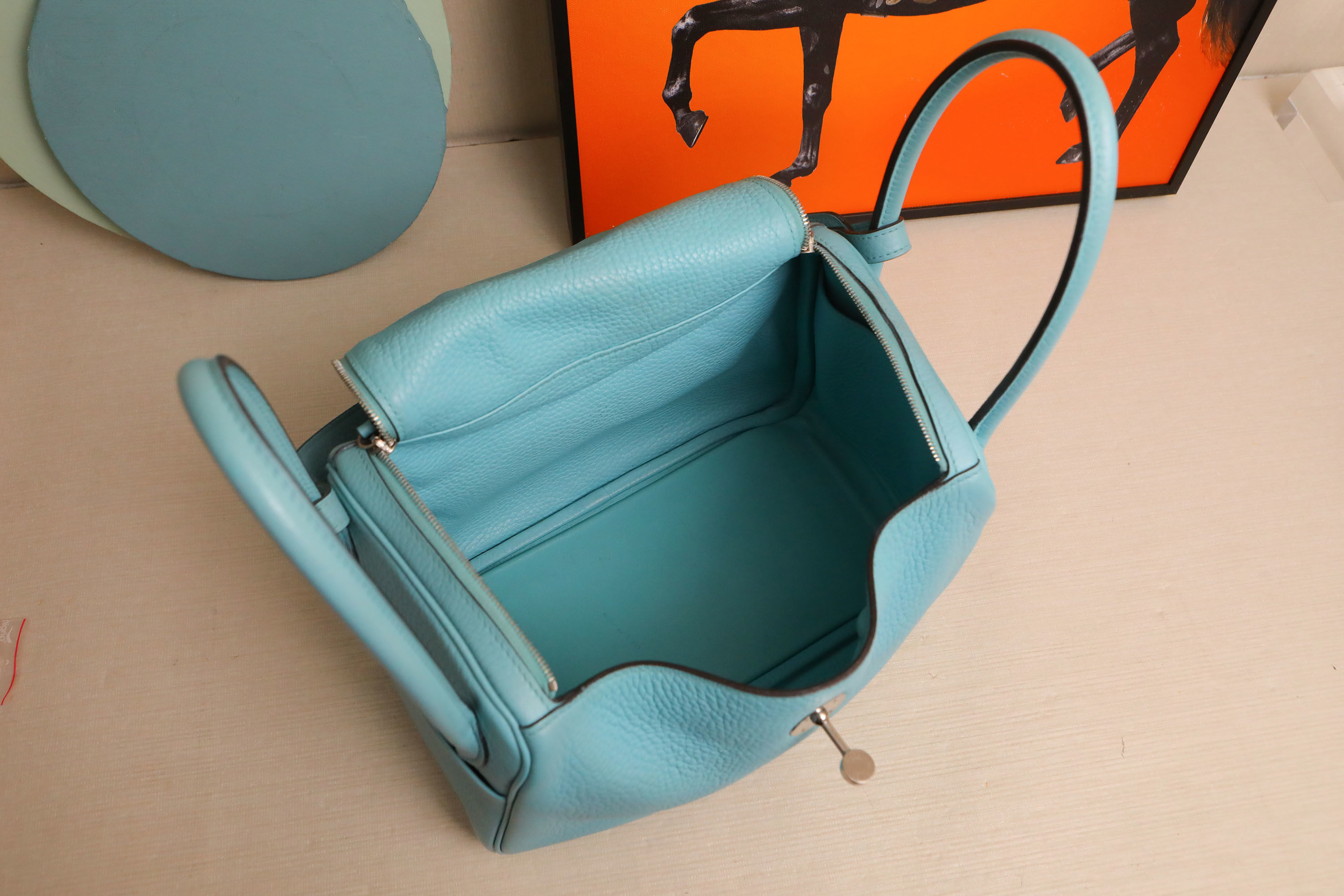 [9.5新]hermes/爱马仕lindy26 t刻 tc皮 马卡龙蓝银扣女士包袋