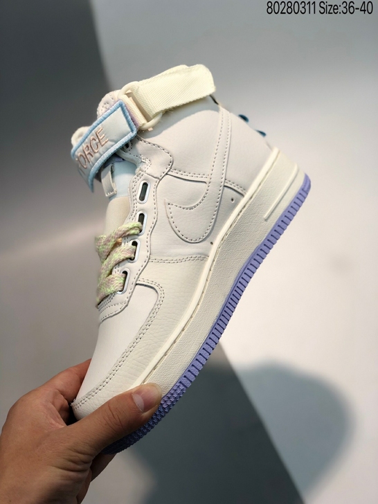 ￥230！NikeAirForce1HighUti