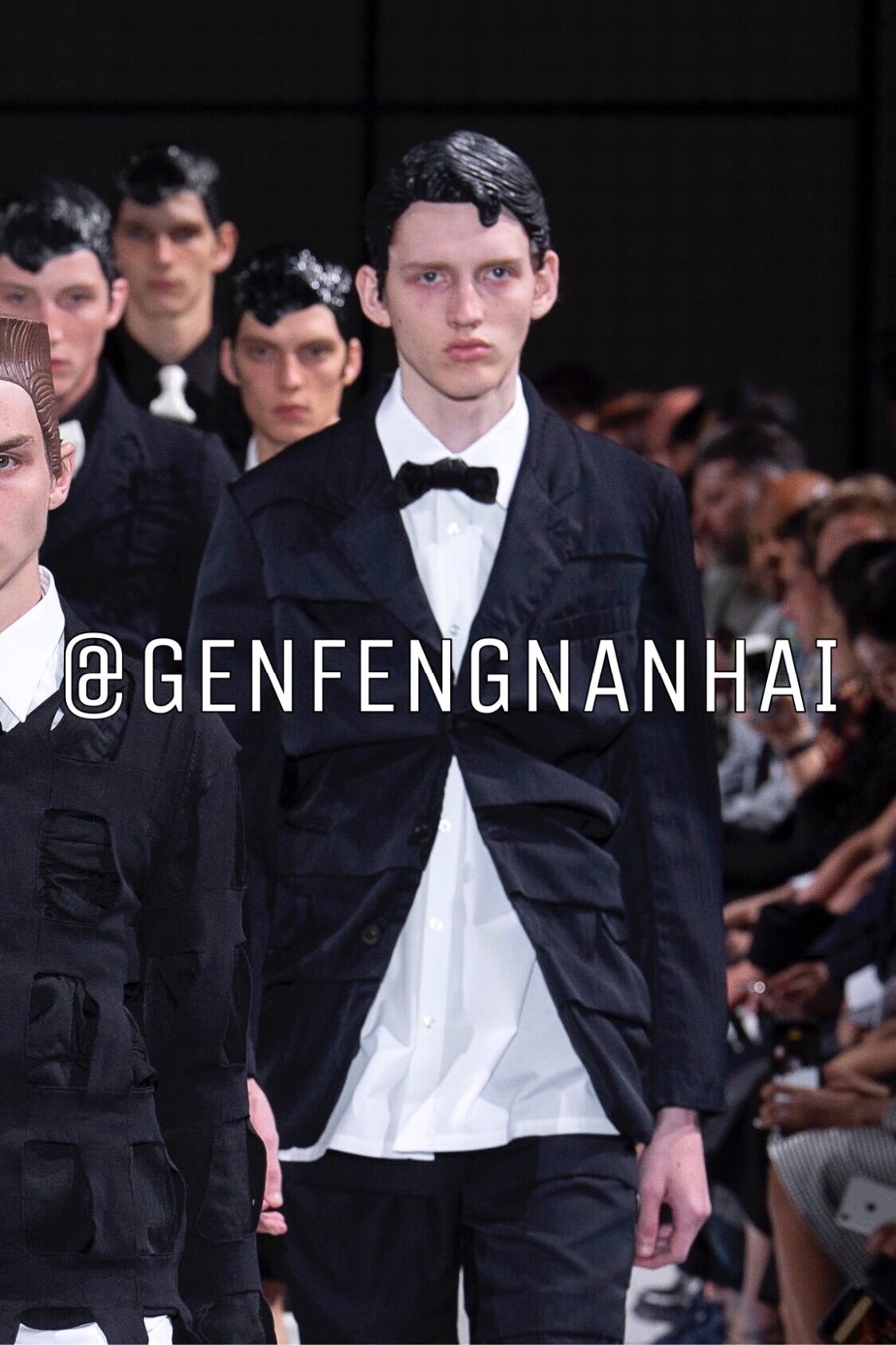 Comme des Garcons 19ss Pleated Suit — back