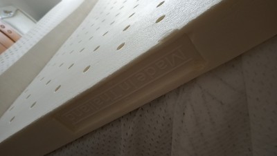 体验说说kaison凯茵成乳胶床垫怎么样，质量如何？有味道吗？