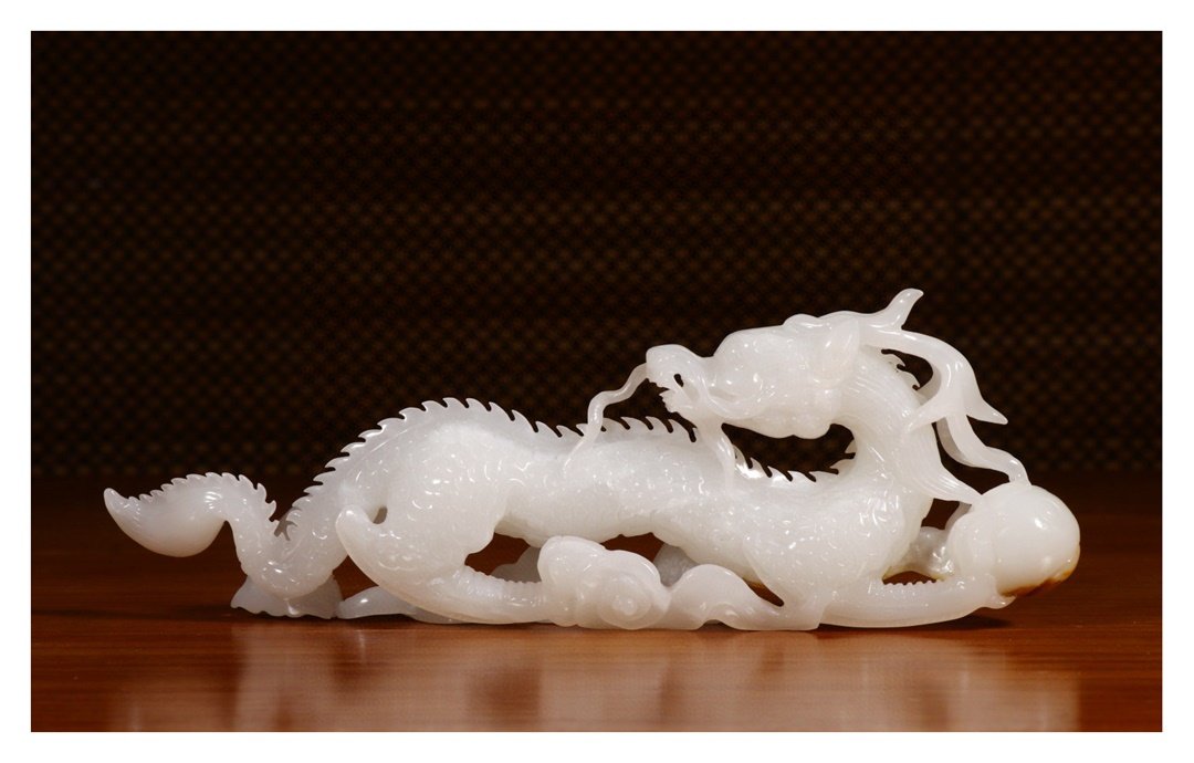 【超级捡漏】 k 822 旧藏老和田玉龙腾祥云摆件