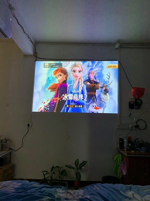 来说说极米投影仪怎么样？家用的话哪个型号更好用？