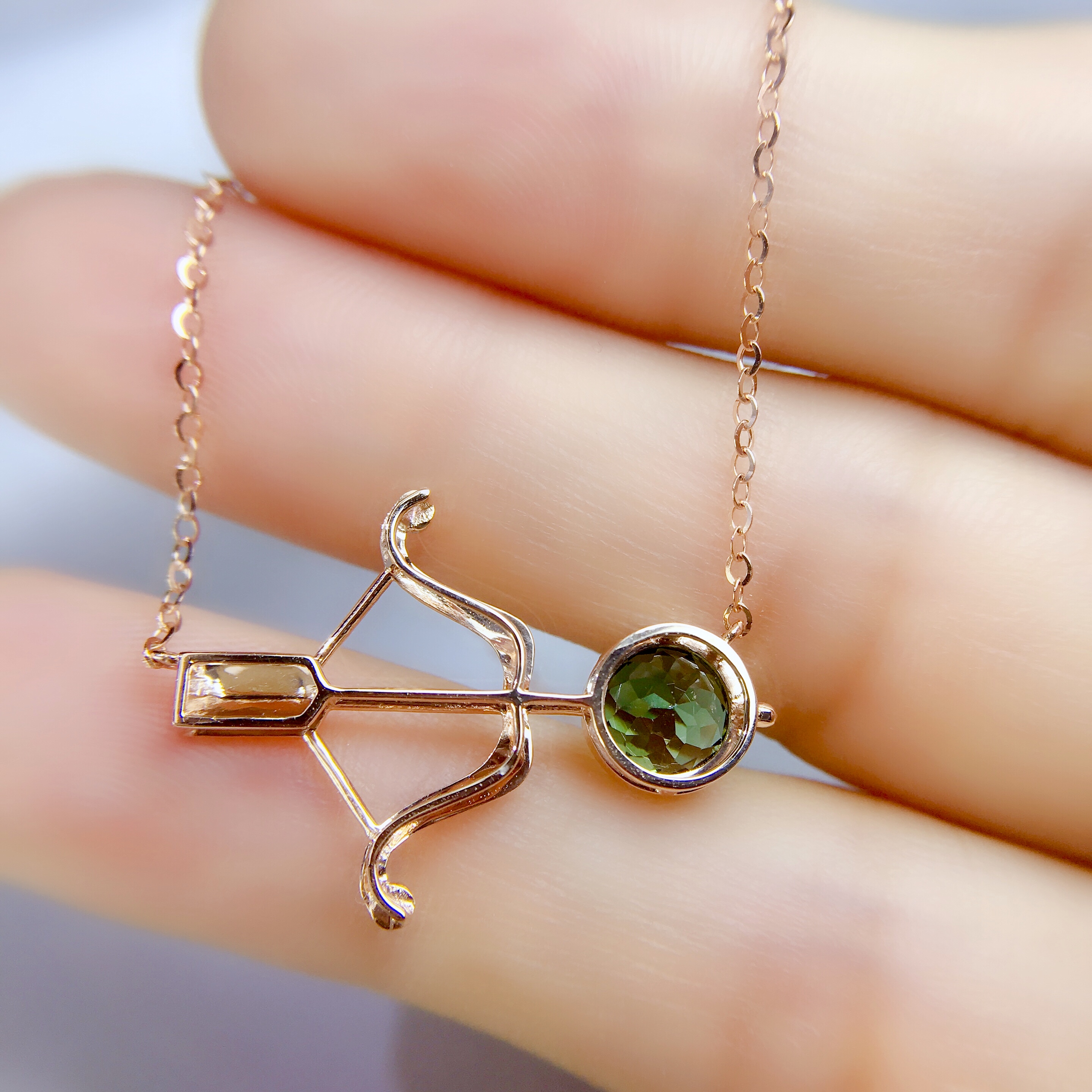 精美天然绿色碧玺锁骨链1.4ct 18k金镶嵌 hdb70919