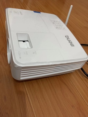 明基投影仪e3378质量评测揭秘,我后悔买晚了,介绍