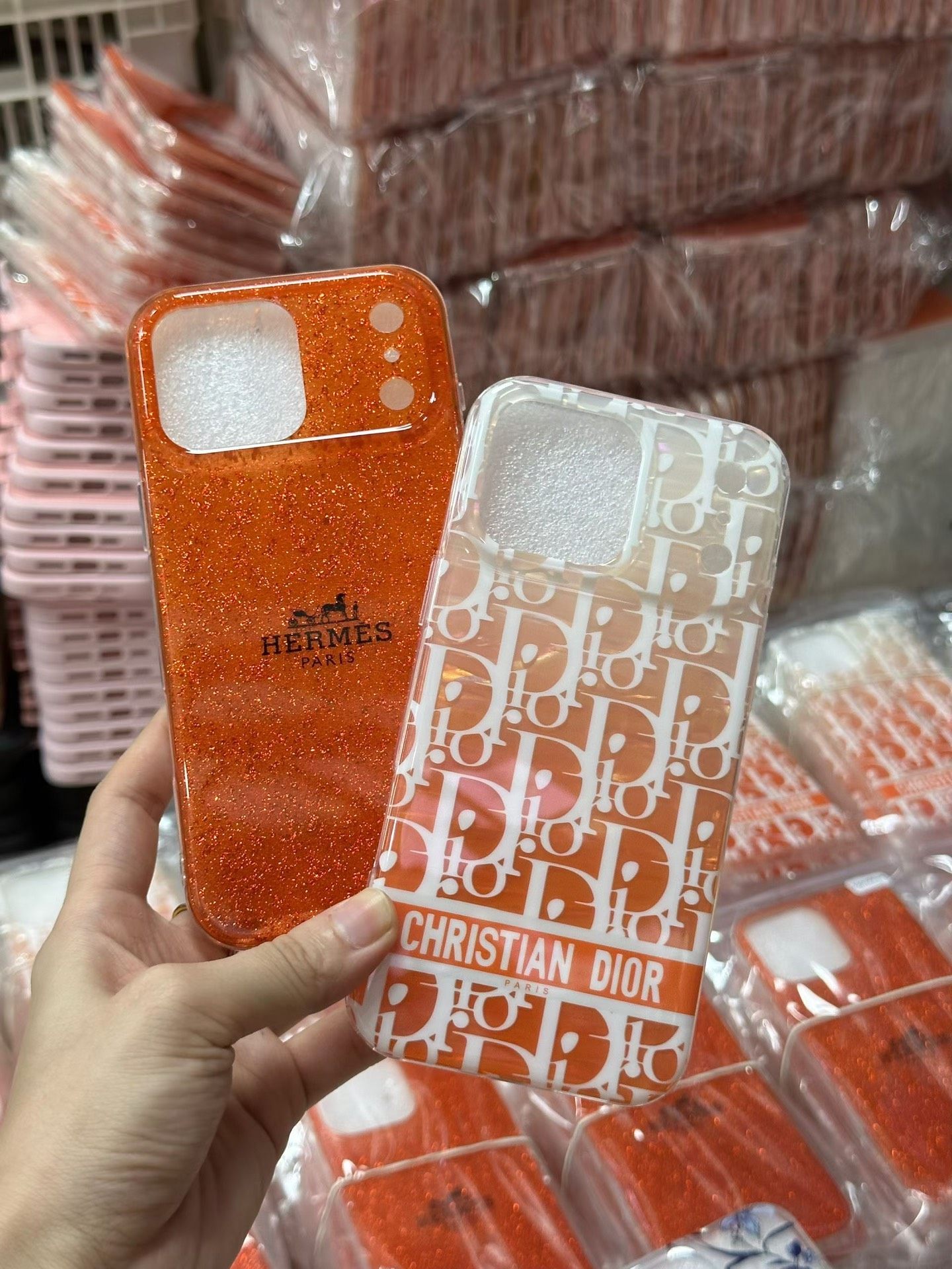 实拍全新 轻奢爱马仕橙 闪粉贝壳纹D家手机壳