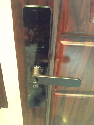 真实使用感受新房装修用品多P1智能指纹锁怎么样，方便实用吗？灵敏吗？