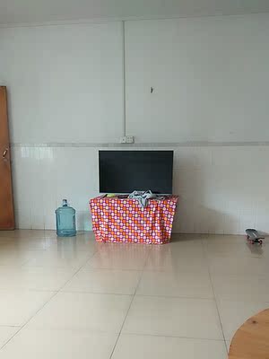 三星电视和索尼电视哪个省电，画质哪个好些呢？