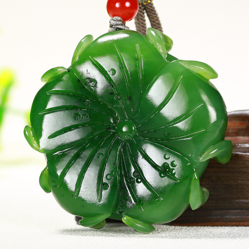 帝王绿 寓意【花开富贵】老坑菠菜绿 和田玉碧玉挂件 重66.22克