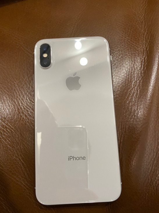 iphoneX256基本全新，官换使用2月，贴膜带套。无