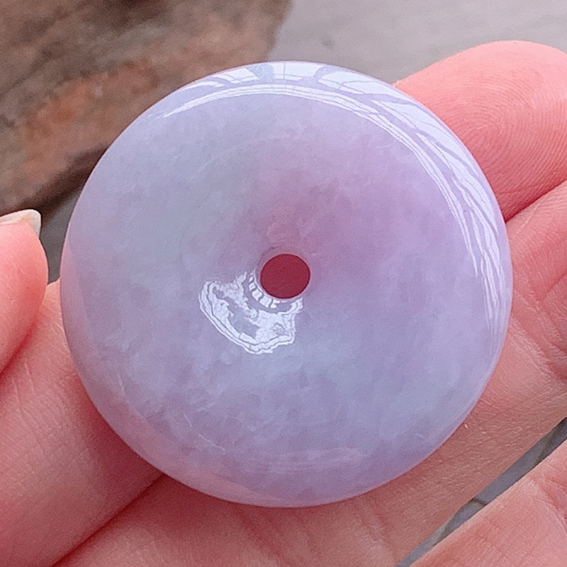 【降价10%】天然a货翡翠冰糯种春带彩平安扣吊坠 16.93 g