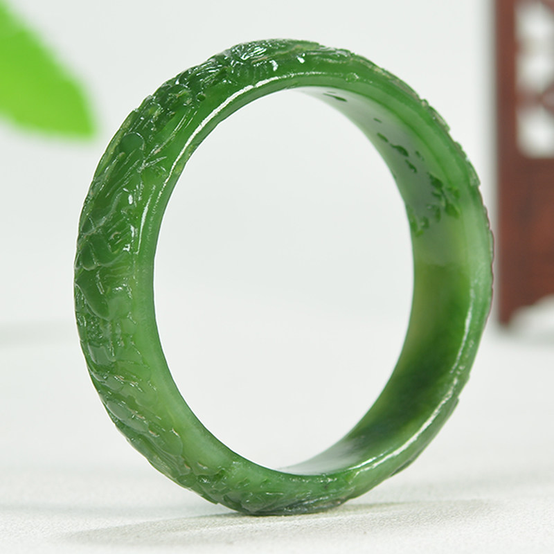寓意【花开富贵】和田玉 碧玉喜上眉梢雕花手镯 51.66克 内径57mm