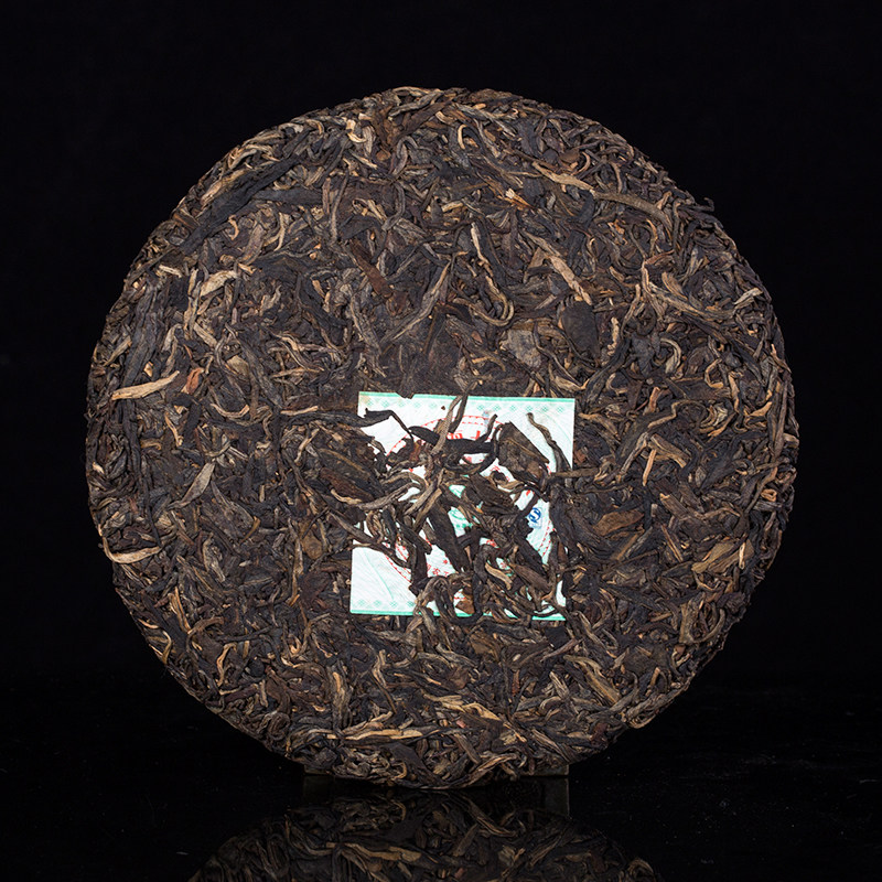 7片 八角亭 2010年 早春银毫 普洱茶生饼 357g/片