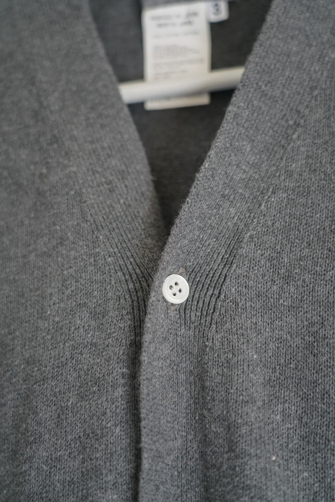 Yohji Yamamoto 00AW Gray Wool Cardigan — detail